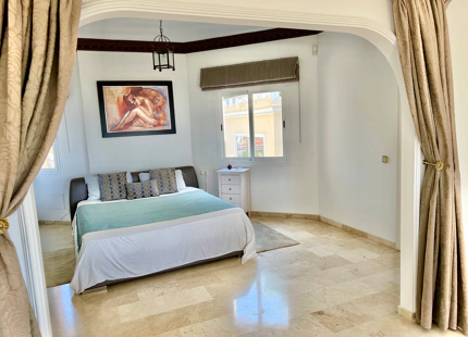 VILLA EN ROCÍO DE NAGÜELES