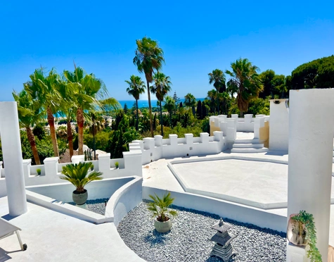Villa en venta en Rocio de Nagüeles, Marbella Golden Mile