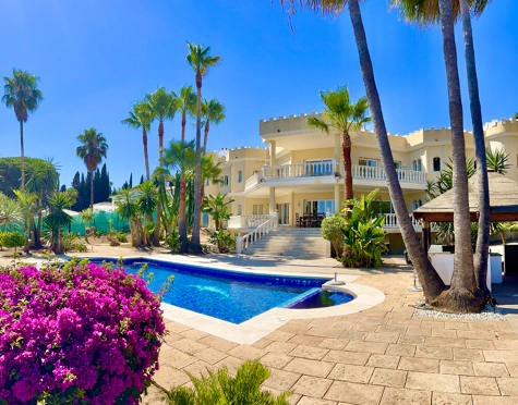 Villa en venta en Rocio de Nagüeles, Marbella Golden Mile