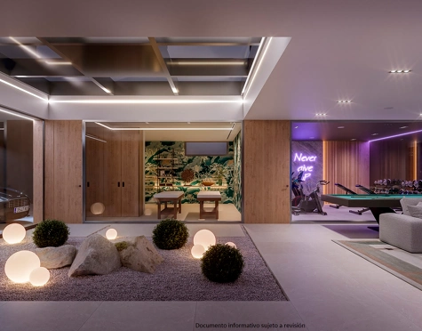 Villa for sale in New Golden Mile, Estepona East