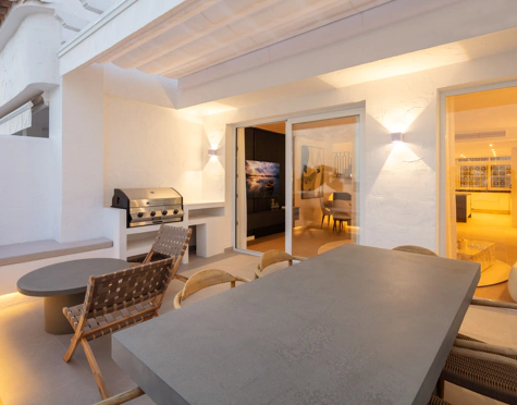 Penthouse for sale in Nueva Andalucia, Marbella