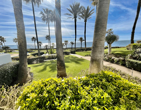 Ground Floor Apartment for sale in Alcazaba Beach, Estepona East