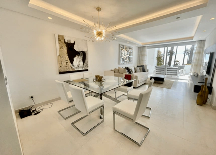 APARTAMENTO EN PLANTA BAJA TOTALMENTE REFORMADA EN ESTEPONA