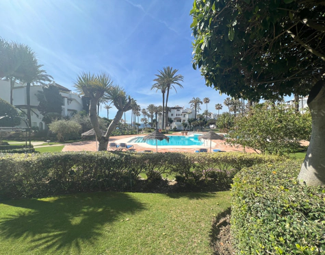 Ground Floor Apartment for sale in Alcazaba Beach, Estepona East