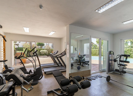 APARTAMENTO EN PRIMERA LINEA DE PLAYA EN VENTA EN ESTEPONA