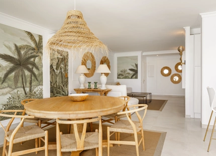 APARTAMENTO EN PRIMERA LINEA DE PLAYA EN VENTA EN ESTEPONA