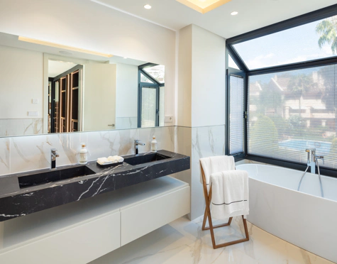 Villa for sale in Nueva Andalucia, Marbella