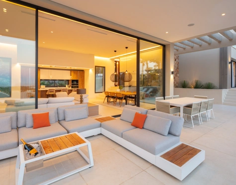 Villa for sale in Nueva Andalucia, Marbella