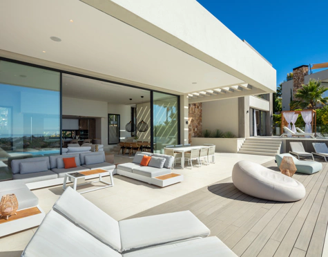 Villa for sale in Nueva Andalucia, Marbella