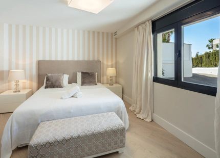 PRECIOSA VILLA MODERNA EN VENTA EN NUEVA ANDALUCIA