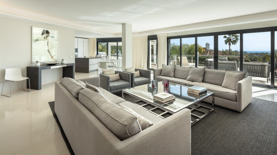Villa en venta en Nueva Andalucia, Marbella