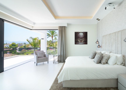 VILLA MODERNA DE LUJO EN VENTA EN NAGÜELES