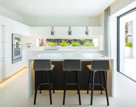 Villa for sale in Nagüeles, Marbella Golden Mile