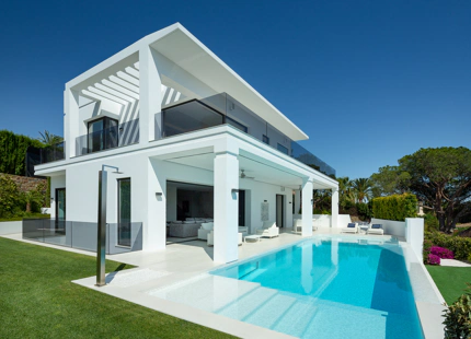 VILLA MODERNA DE LUJO EN VENTA EN NAGÜELES