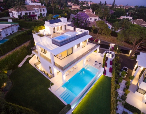 Villa for sale in Nagüeles, Marbella Golden Mile