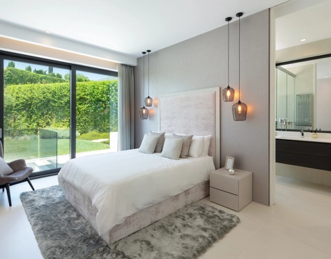 Villa for sale in Nagüeles, Marbella Golden Mile