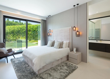 VILLA MODERNA DE LUJO EN VENTA EN NAGÜELES
