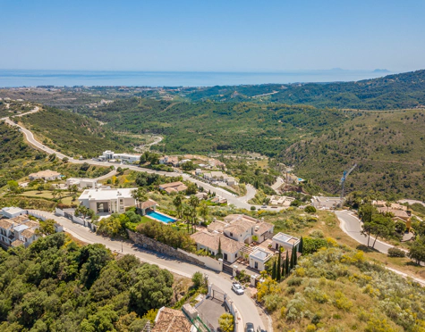 Villa for sale in Monte Mayor, Benahavis