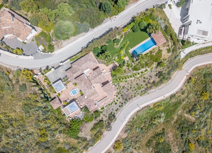 VILLA FANTÁSTICA EN VENTA EN BENAHAVIS