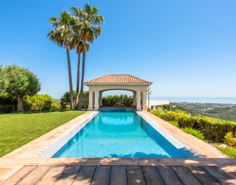 Villa for sale in Monte Mayor, Benahavis
