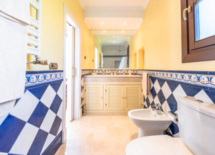 VILLA FANTÁSTICA EN VENTA EN BENAHAVIS