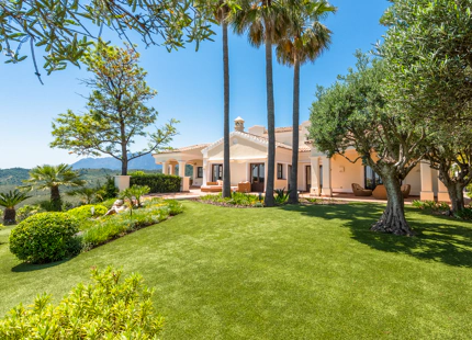 VILLA FANTÁSTICA EN VENTA EN BENAHAVIS