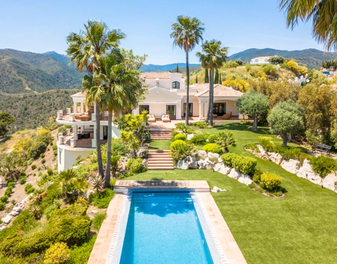 Villa for sale in Monte Mayor, Benahavis