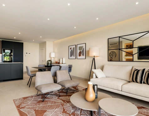 Apartment for sale in Bahía del Velerín, Estepona East