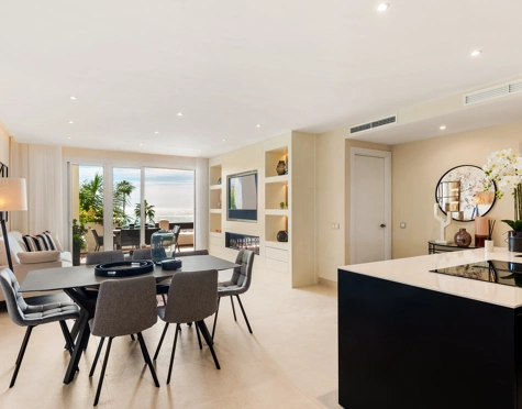 Apartment for sale in Bahía del Velerín, Estepona East