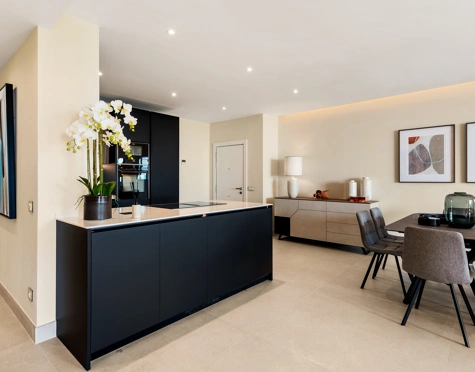 Apartment for sale in Bahía del Velerín, Estepona East