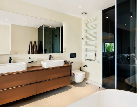 Apartment for sale in Bahía del Velerín, Estepona East