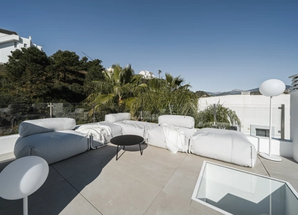 REFURBISHED PENTHOUSE FOR SALE IN LA QUINTA
