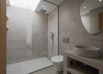 REFURBISHED PENTHOUSE FOR SALE IN LA QUINTA