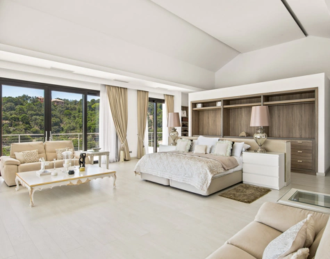 Villa for sale in La Zagaleta, Benahavis