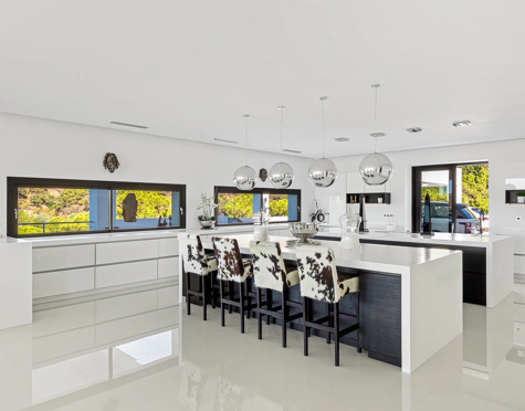 Villa for sale in La Zagaleta, Benahavis