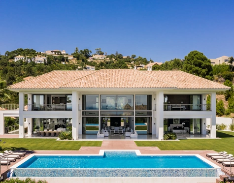 VILLA CONTEMPORÁNEA EN LA ZAGALETA