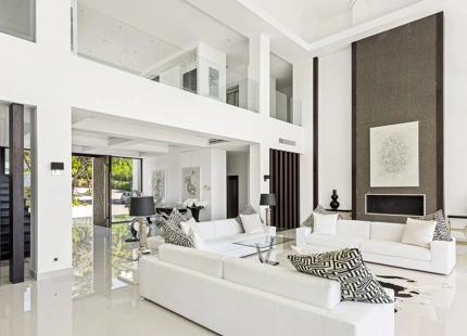 CONTEMPORARY VILLA IN LA ZAGALETA