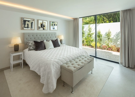 MODERN VILLA FOR SALE IN ALOHA