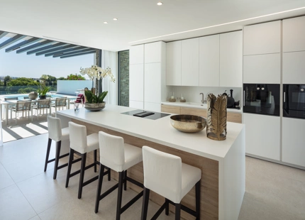 MODERN VILLA FOR SALE IN ALOHA