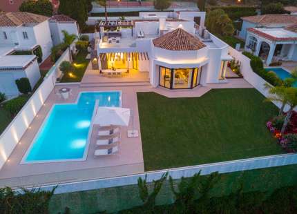 MODERN VILLA FOR SALE IN ALOHA