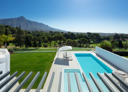 MODERN VILLA FOR SALE IN ALOHA