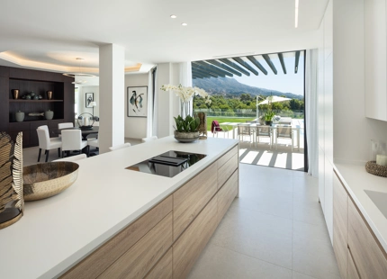 MODERN VILLA FOR SALE IN ALOHA