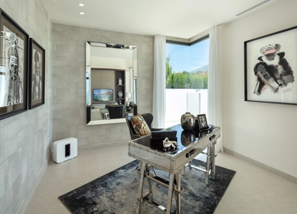MODERN VILLA FOR SALE IN ALOHA