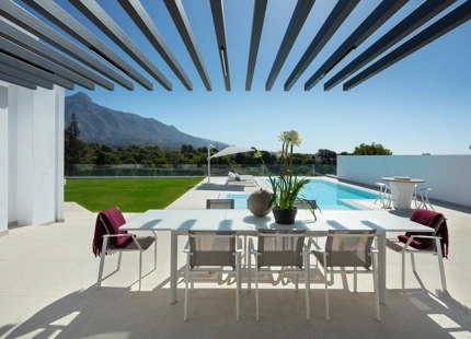 MODERN VILLA FOR SALE IN ALOHA
