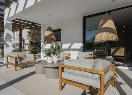 VILLA TOTALMENTE REFORMADA EN VENTA EN NUEVA ANDALUCIA