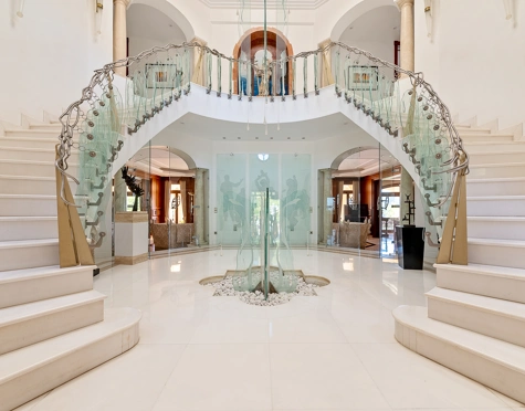 Villa for sale in La Zagaleta, Benahavis