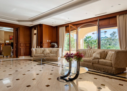 IMPRESSIVE MANSION FOR SALE IN LA ZAGALETA