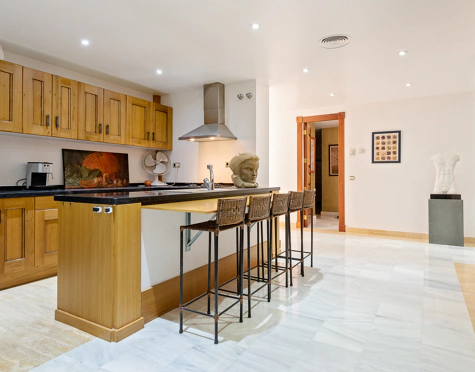 Villa for sale in La Zagaleta, Benahavis