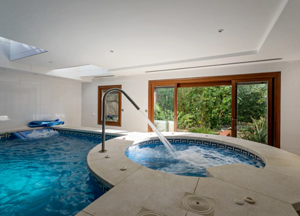 IMPRESSIVE MANSION FOR SALE IN LA ZAGALETA