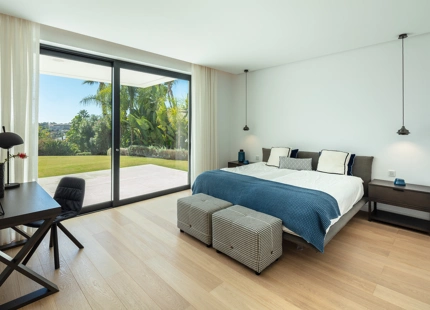 VILLA CONTEMPORÁNEA EN VENTA EN NUEVA ANDALUCIA
